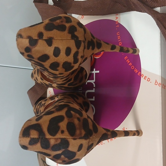 🆕️ Leopard print heels - Picture 8 of 9